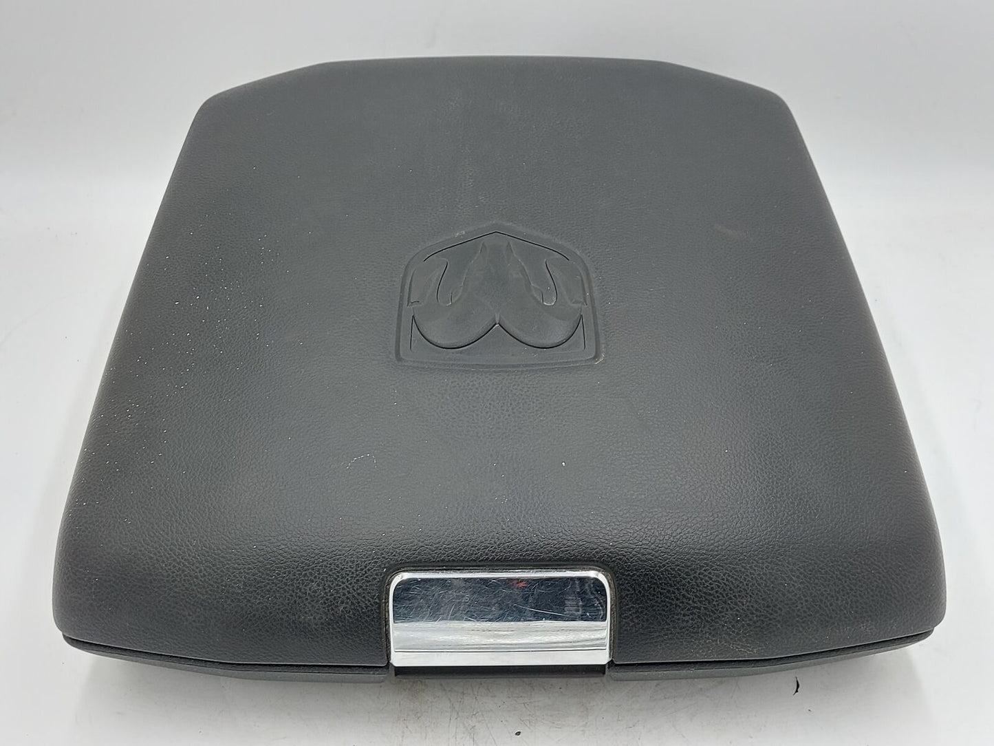 13-17 DODGE PICKUP 2500 Front Console Armrest Storage And Usb Port *NOTES*