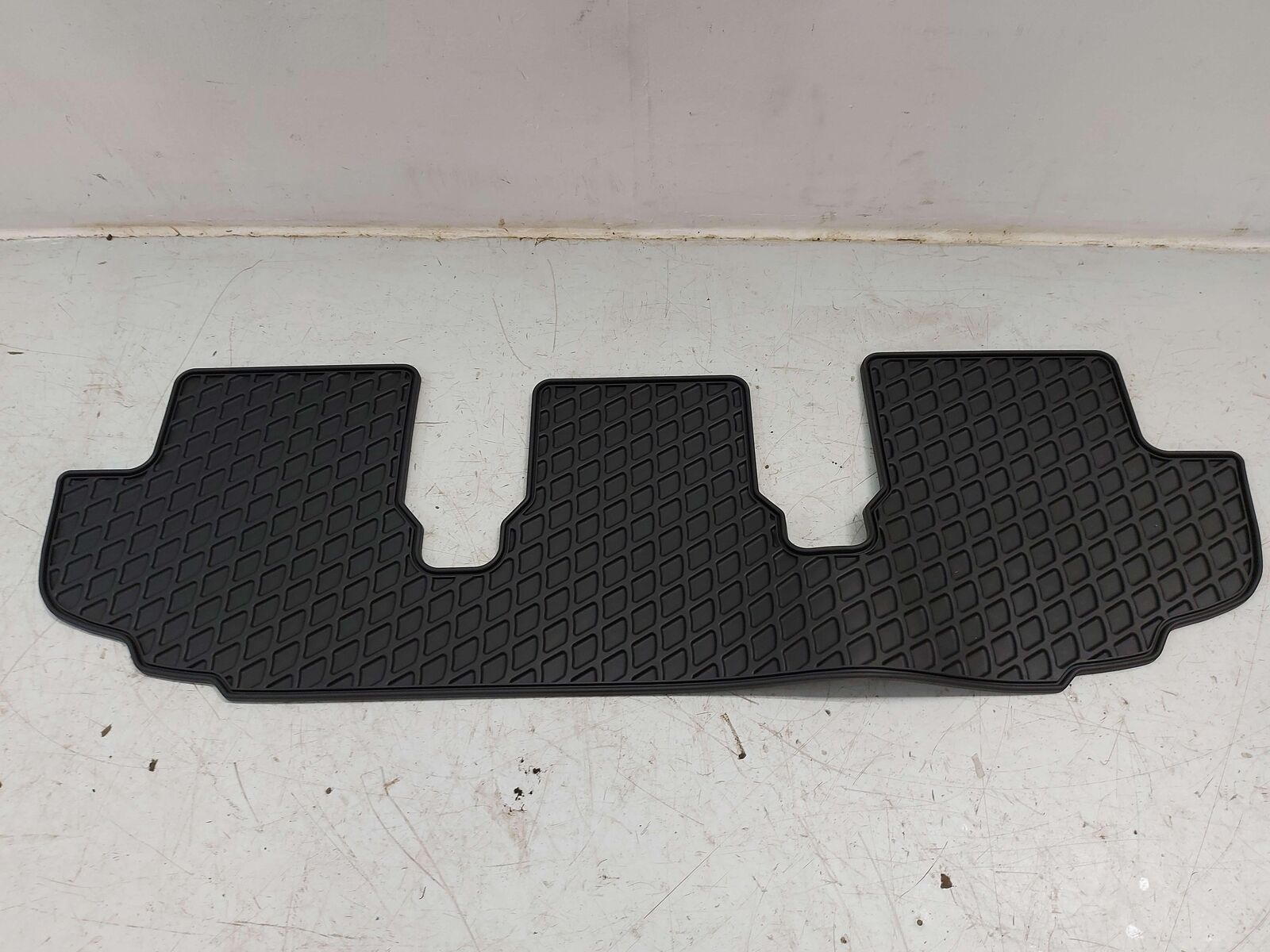 2020 TOYOTA HIGHLANDER FLOOR MAT NEW OEM RUBBER PK210-48L15