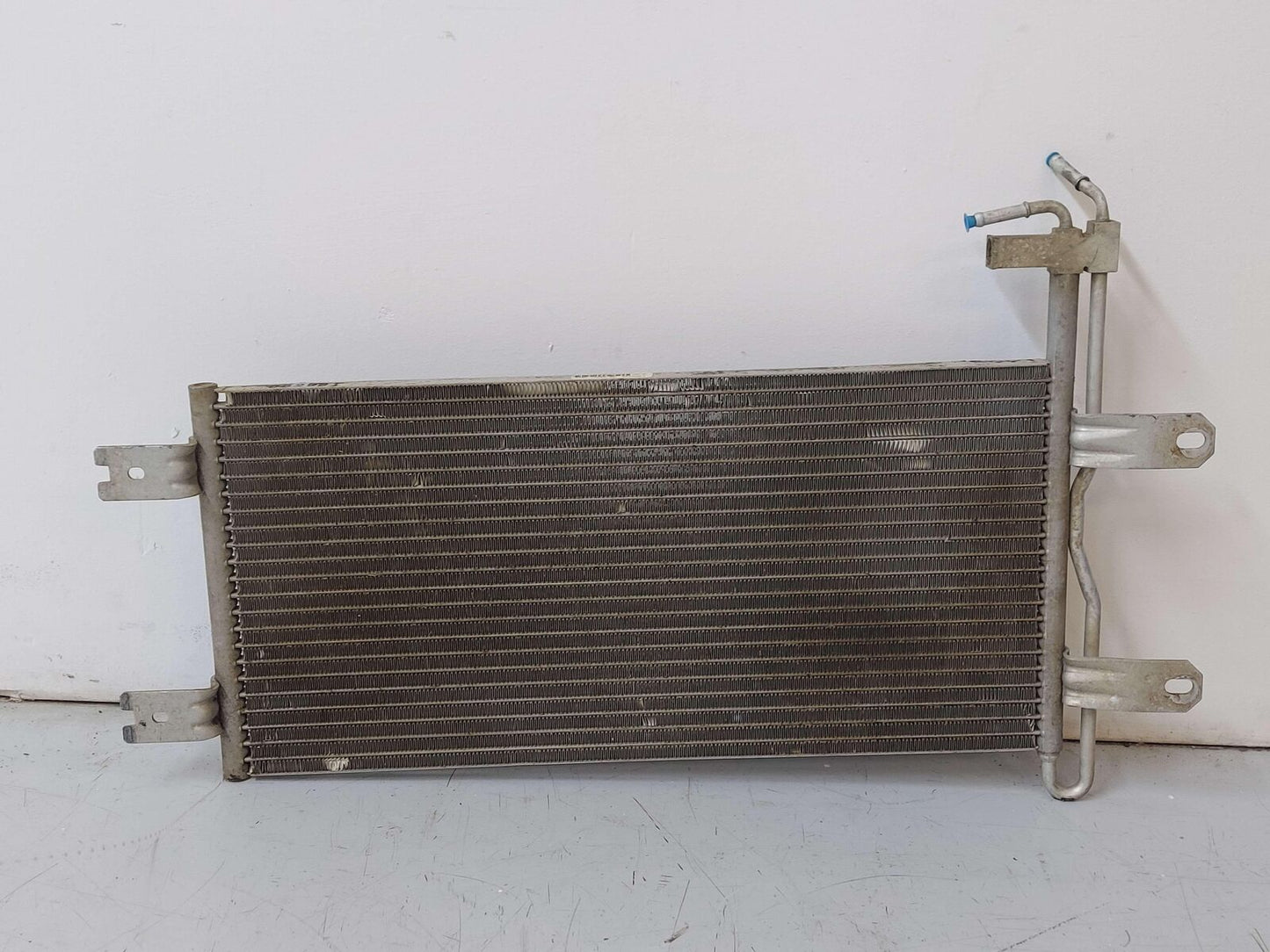 04-15 Nissan Titan Transmission Oil Cooler 4ASH-7A095-AB *Fins Bent*