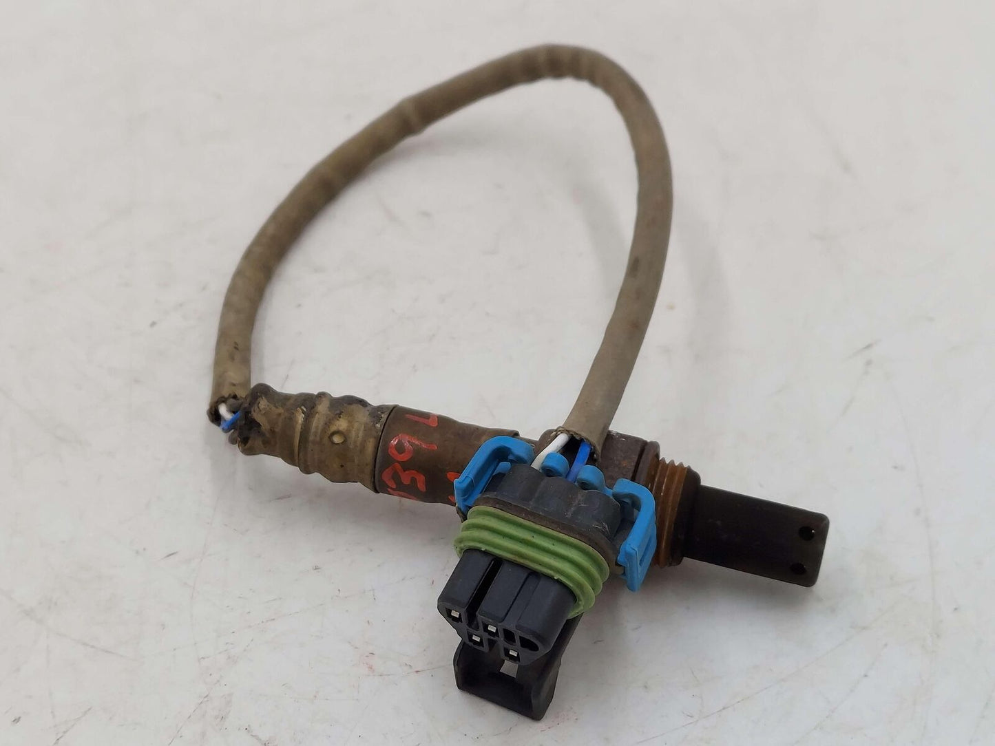 2012 CHEVY CAMARO SS 6.2L LH LEFT UPSTREAM O2 OXYGEN SENSOR *MINOR CHIP*