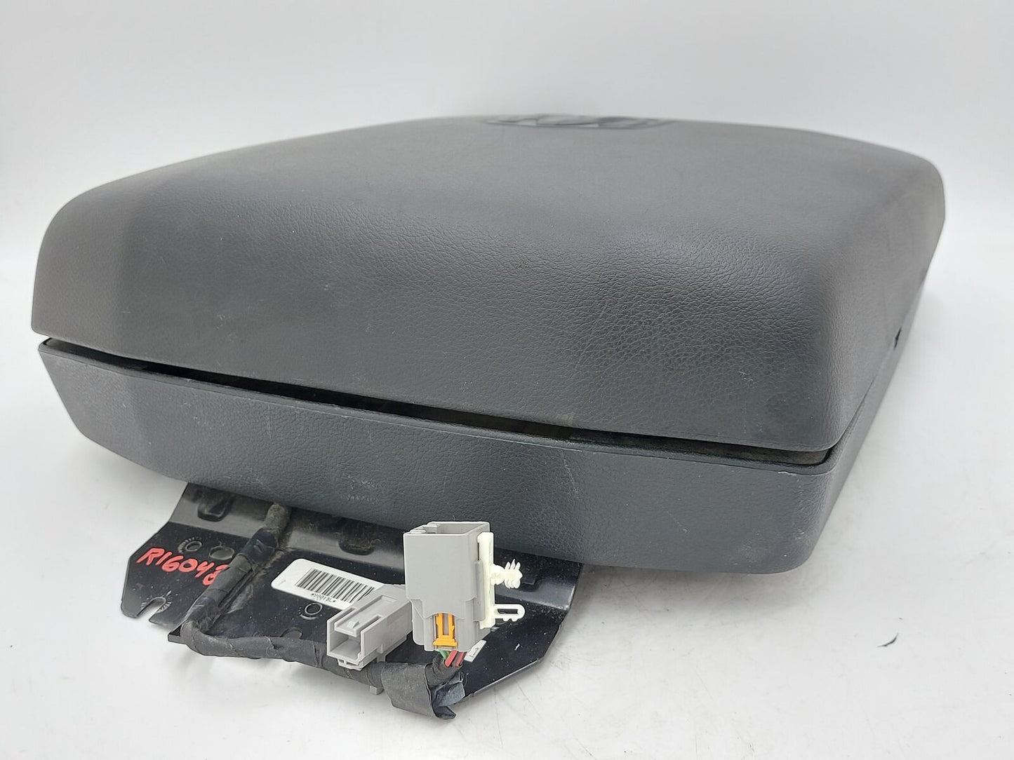 13-17 DODGE PICKUP 2500 Front Console Armrest Storage And Usb Port *NOTES*