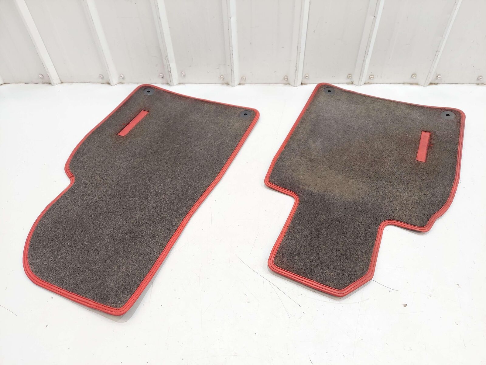 2014 PORSCHE 911 991 GT3 FLOOR MAT BLACK W/ RED TRIM *DISCOLORATION*