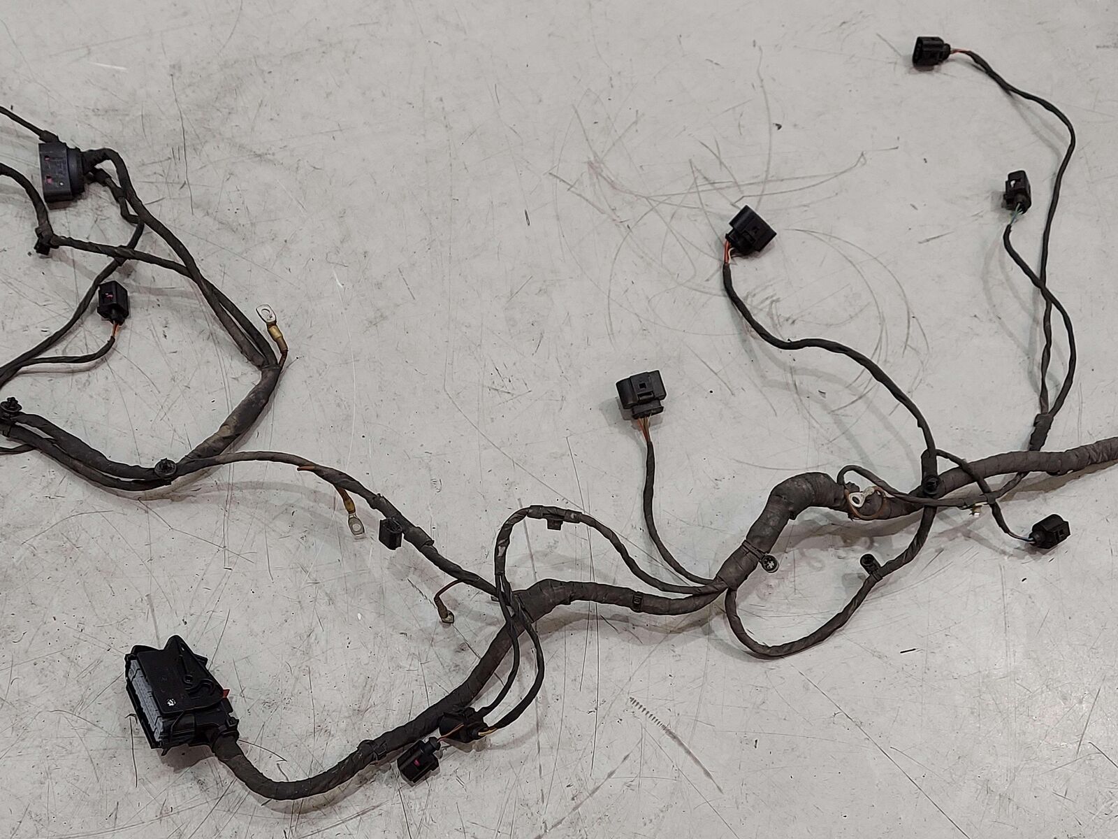 2012 AUDI R8 FRONT SECTION OF BODY WIRE WIRING HARNESS *CUT AT FIREWALL*