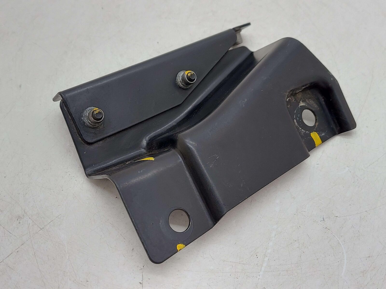 2018 LAMBORGHINI AVENTADOR S LP740-4 LEFT ROCKER MOULDING BRACKET MOUNT