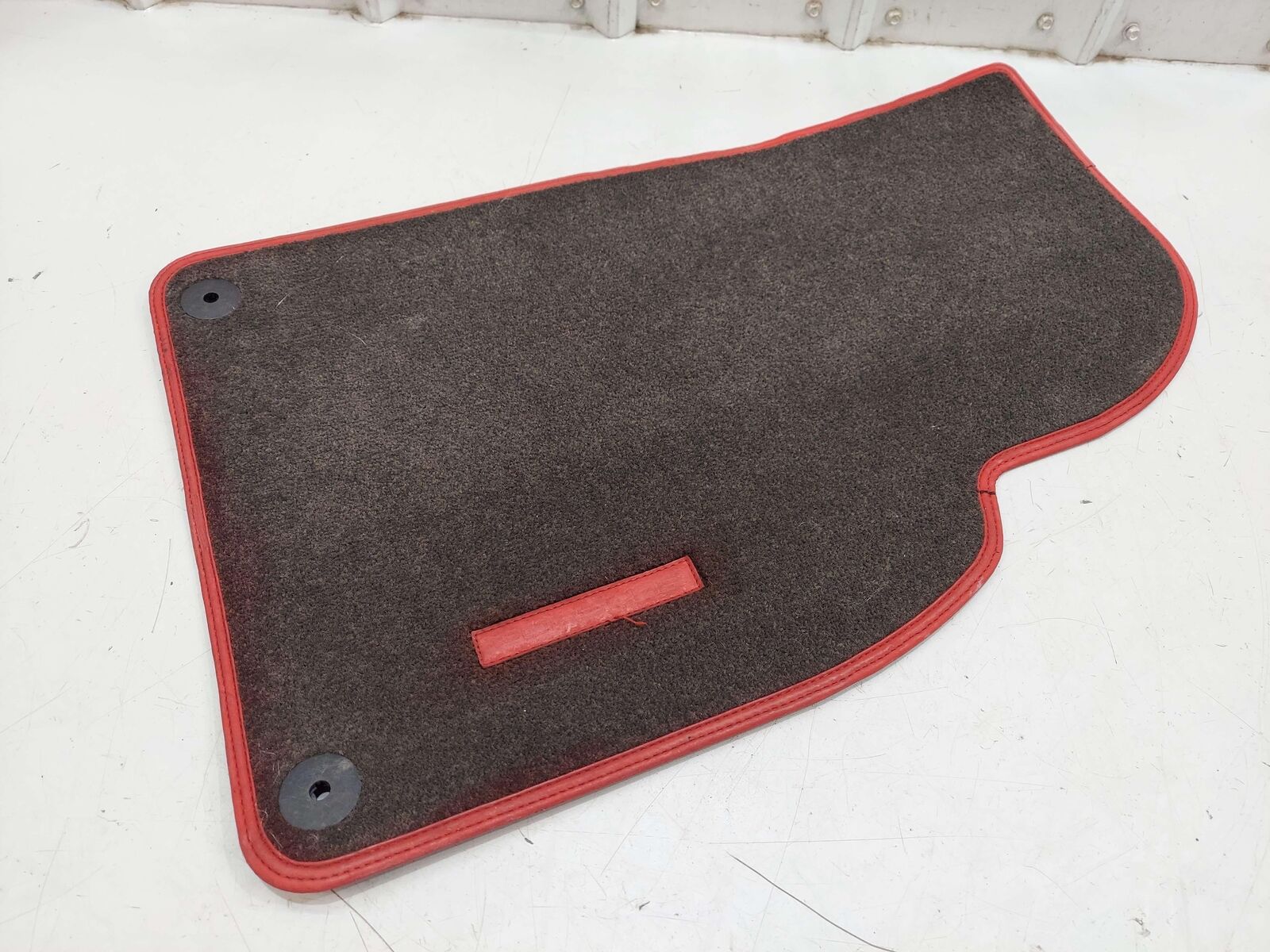 2014 PORSCHE 911 991 GT3 FLOOR MAT BLACK W/ RED TRIM *DISCOLORATION*