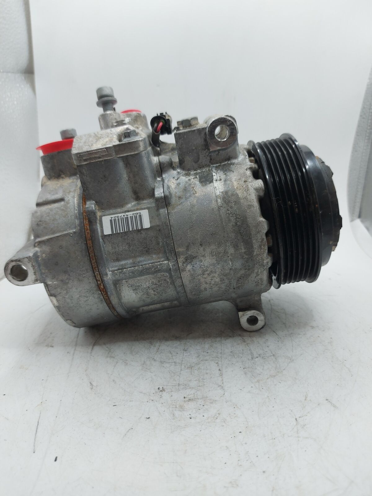 10 11 MERCEDES E550 AC A/c Air Compressor SB2-447924