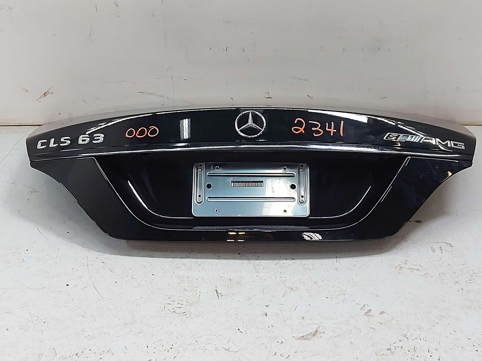 12-18 Mercedes W218 CLS63S AMG *LID* OBSIDIAN BLACK 2187500075