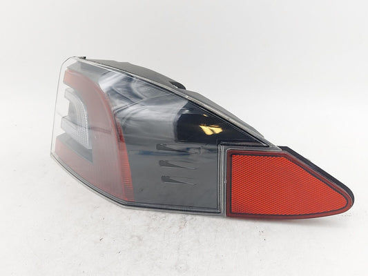 2013 Tesla S RH Right Tail Quarter Mounted Light Lamp 6005919